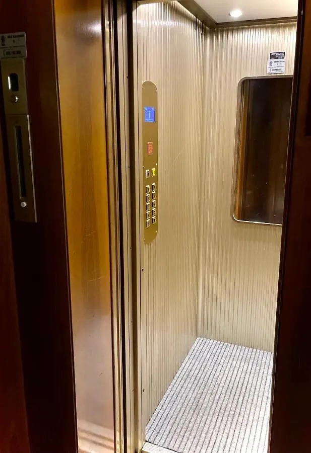 Luxury 2 Bedroom Apartament, Close To San Siro, Fiera And 10 Min Metro To Duomo Milan 0*,