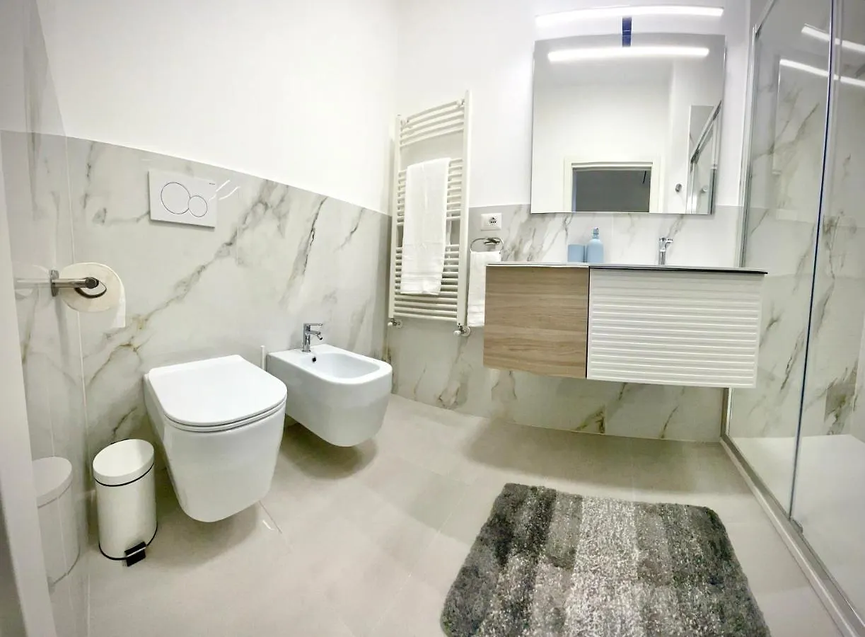 Luxury 2 Bedroom Apartament, Close To San Siro, Fiera And 10 Min Metro To Duomo Milan 0*,