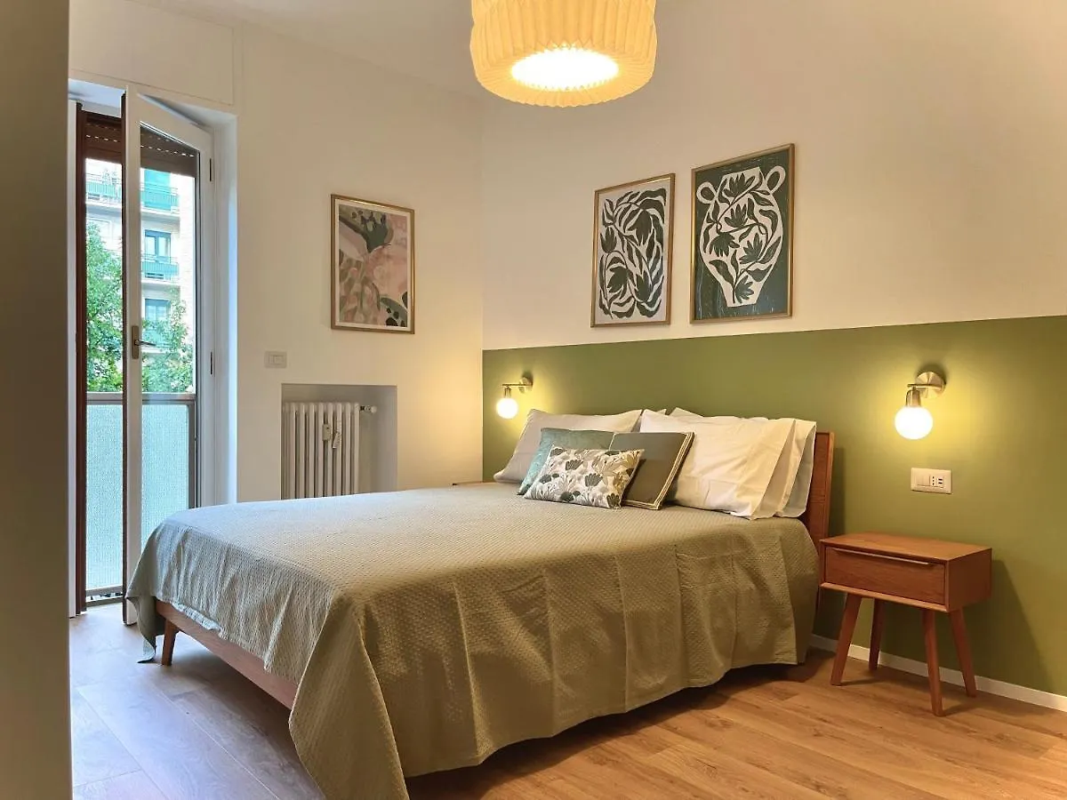 Luxury 2 Bedroom Apartament, Close To San Siro, Fiera And 10 Min Metro To Duomo Milan Apartment