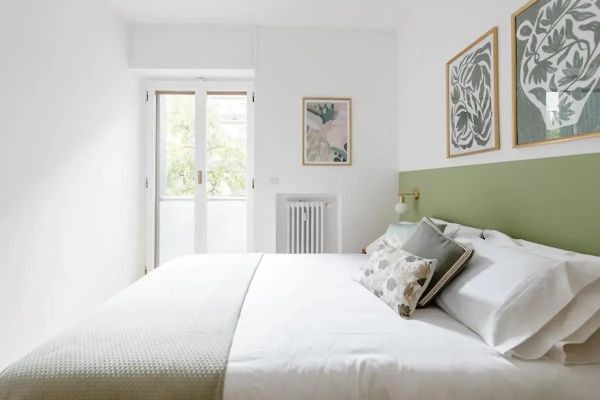 Luxury 2 Bedroom Apartament, Close To San Siro, Fiera And 10 Min Metro To Duomo Milan 0*,