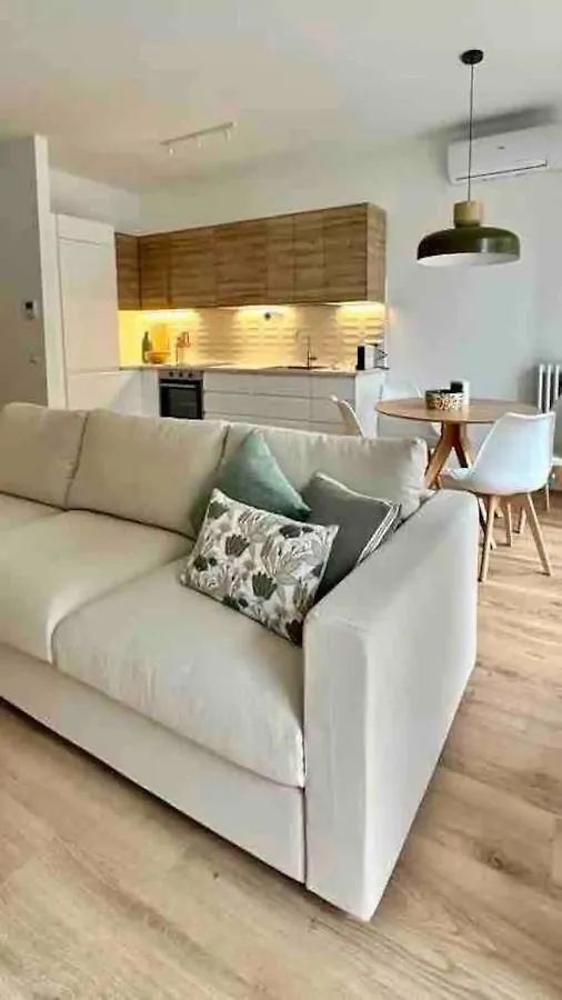 Luxury 2 Bedroom Apartament, Close To San Siro, Fiera And 10 Min Metro To Duomo Milan Apartment