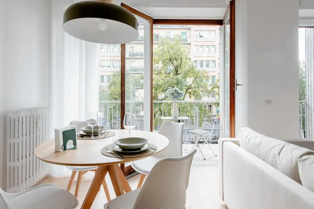 Luxury 2 Bedroom Apartament, Close To San Siro, Fiera And 10 Min Metro To Duomo Milan 0*,  Italy